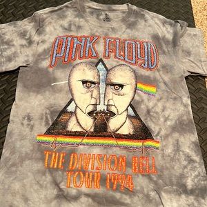 Pink Floyd T-shirt new small